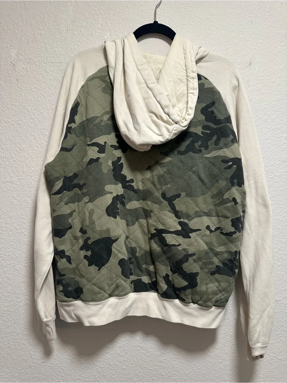 IN Camo Quilted Hoodie Men’s Large Green Cream Pullover Sweatshirt